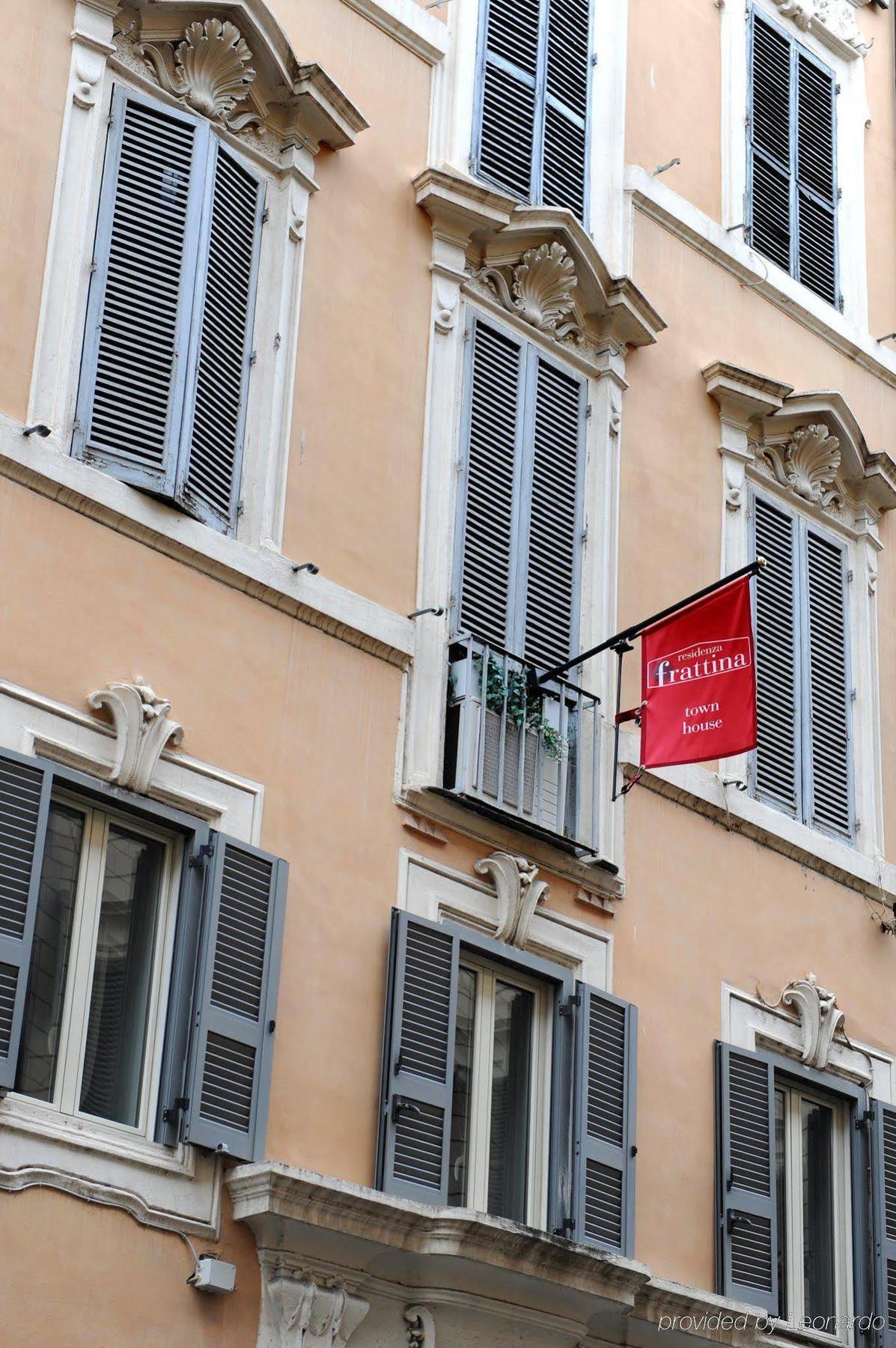 Pensionat Residenza Frattina 2*